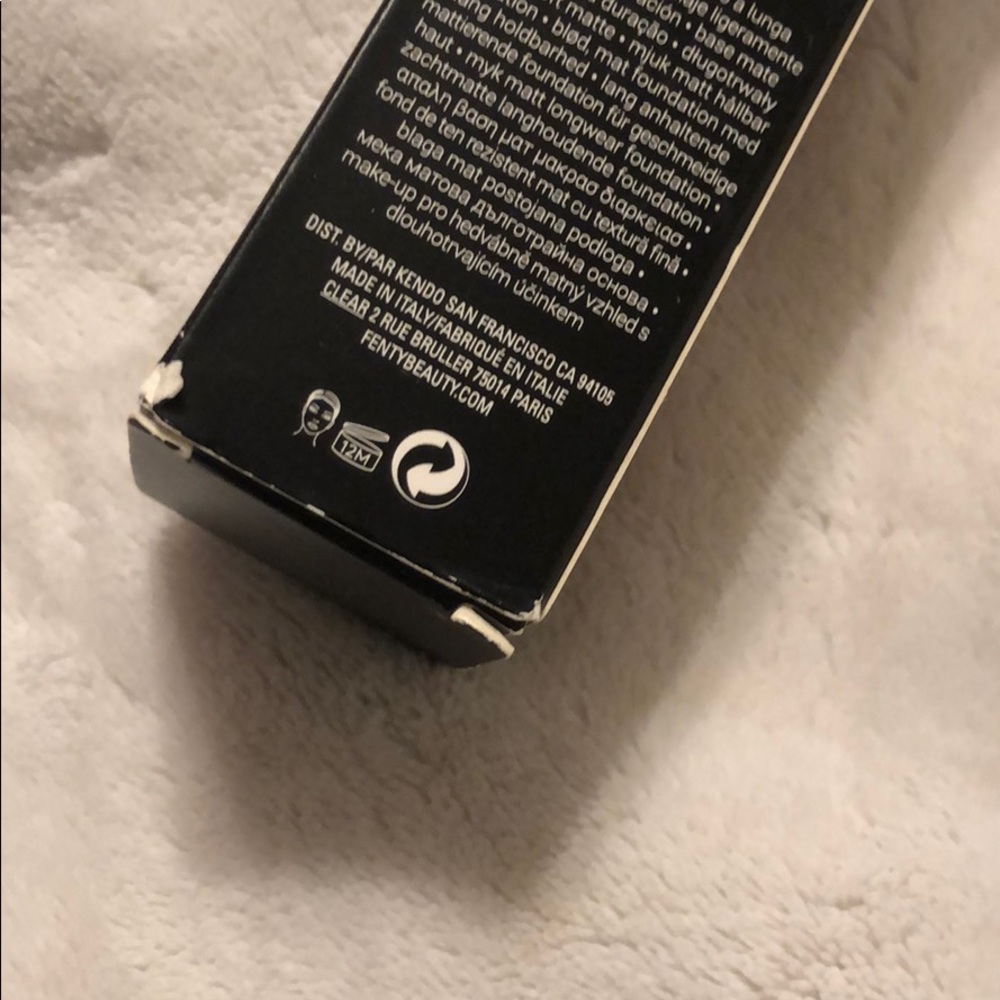 Fenty 470 Pro Filt’r Soft Matte Foundation - Picture 7 of 7